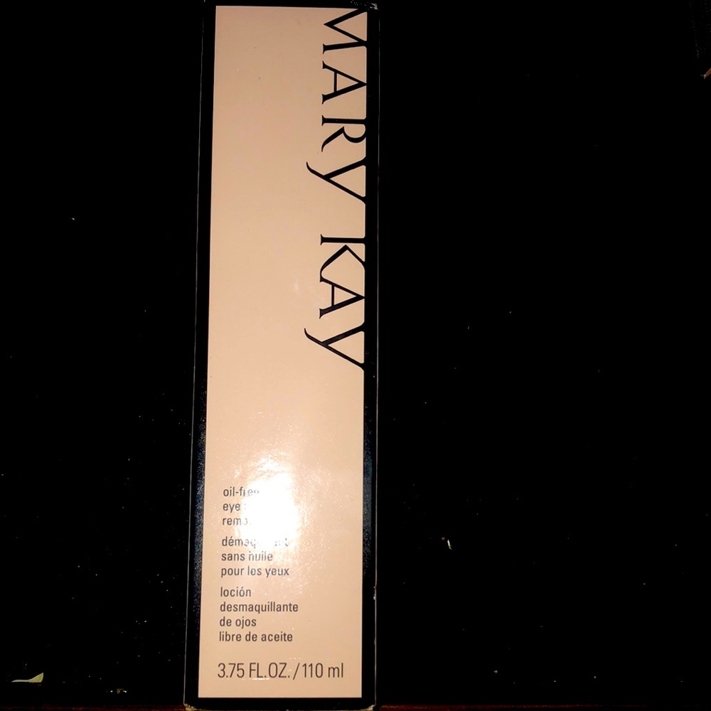 Oil free makeup remover